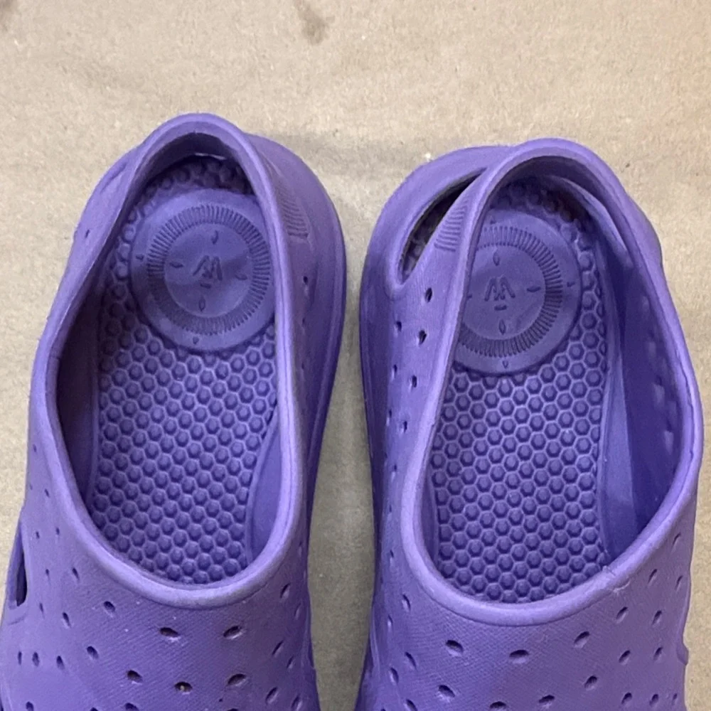 Girls Purple Slip-On Tote Shoes